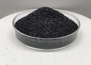 What is foundry chromite sand