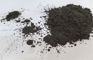 Chromite flour used in pigments for ceramics